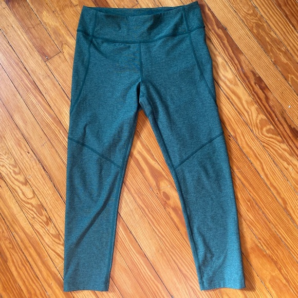 🎉Outdoor Voices 3/4 Warm Up Leggings - Picture 5 of 6